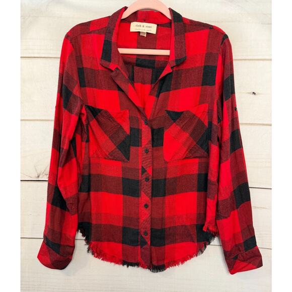 cloth & stone Tops - Cloth & Stone S Red Black Winter Plaid Flannel Top Cozy Everyday Wear